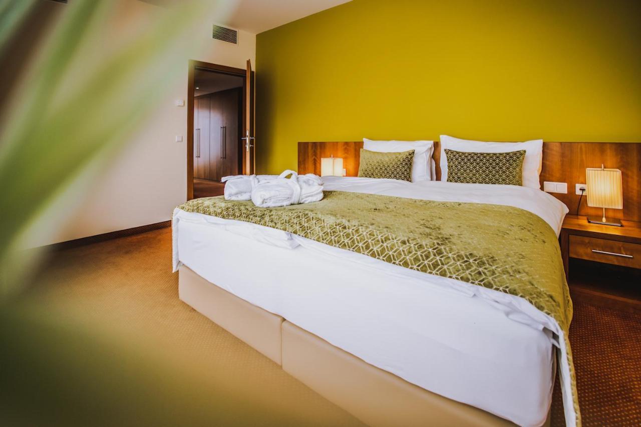 Seehotel Sued By S4Y Velden am Wörthersee Dış mekan fotoğraf